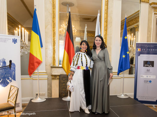 Feierlicher Empfang des Rumänischen Generalkonsulats München am 13.November 2024 im Rahmen des 25-jährigen Jubiläums der institutionellen Bayerisch-Rumänischen Zusammenarbeit im Hotel Bayerischer Hof. Foto: Stefan Baumgarth.