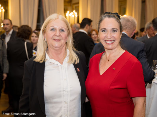 Feierlicher Empfang des Rumänischen Generalkonsulats München am 13.November 2024 im Rahmen des 25-jährigen Jubiläums der institutionellen Bayerisch-Rumänischen Zusammenarbeit im Hotel Bayerischer Hof. Foto: Stefan Baumgarth.
