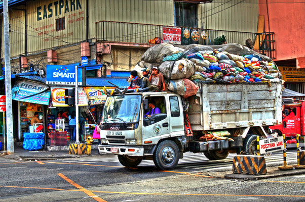 Garbage Truck Baguio in LOW DYNAMIC RANGE ScooPhotography ©