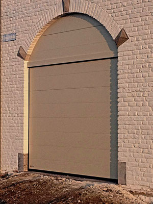 DMT Châssis SRL | Portes de garage
