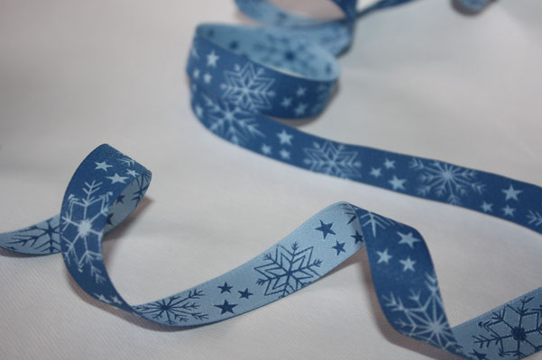 Schneekristalle - winterblau - Design: Blaubeerstern - EUR 1,80/m