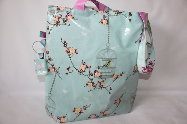 besch. Baumwolle Birdcage auqa sky + Blumen türkis/rosa/weiß ... Maße: ca. 32/34 cm breit x 34 cm hoch x 11 cm tief ... inkl. Groschentäschchen 35,00