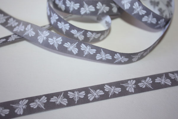Wieder DAHAAAA :) - Maribell / Libellen grau - Design: Lilla Lotte Design - 2015 - EUR 1,30/m