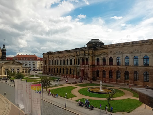 Blick auf den Zwinger