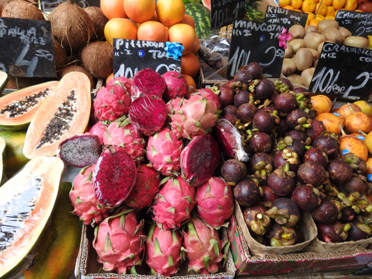 exotische Früchte auf dem Wiener Naschmarkt