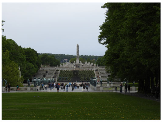 und hier ein Blick auf den Park nach oben