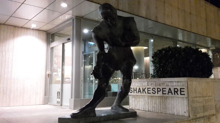 Shakespeare? In Budapest?!