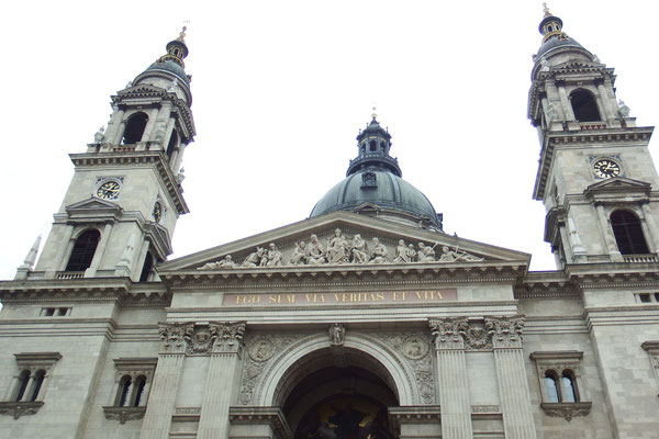 St. Stephans-Basilika, Budapest, von außen