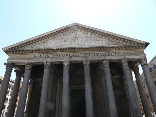 Front-Außenansicht Pantheon