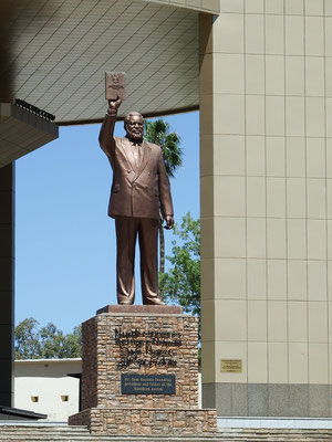 Samuel Daniel Shafiishuna Nujoma, der Gründungsvater der namibischen Nation