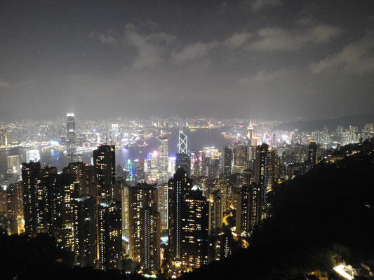 auf dem Peak "der" Blick auf HongKong