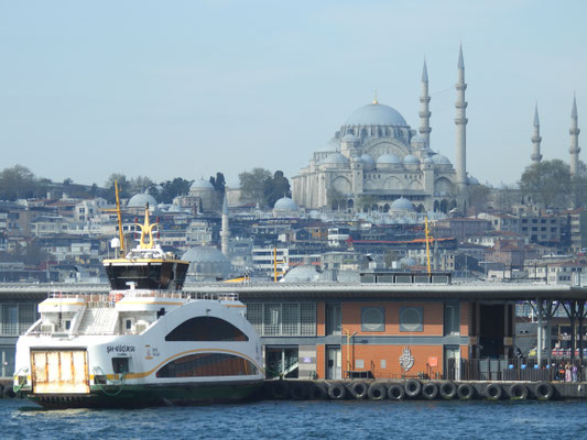 eine der vielen Moscheen Istanbuls