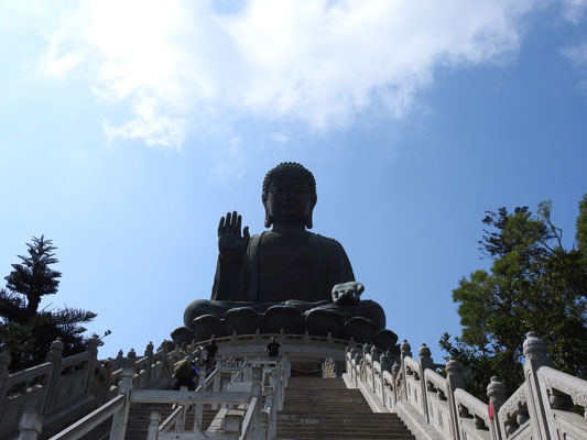 der Tian Tan Buddha