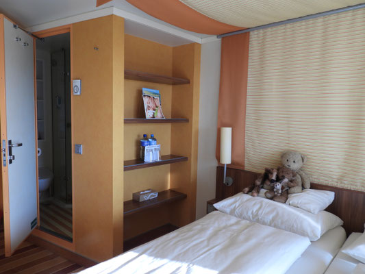 ... gemütlichem Bett