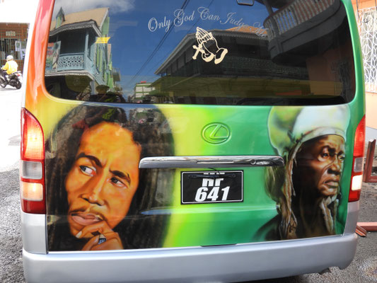 zurück vom Bootsausflug sehen wir tatsächlich einmal Bob, den Marley