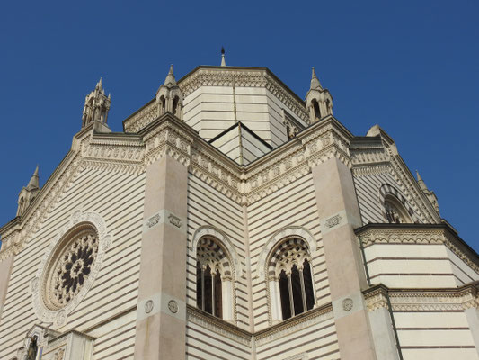 "Kapelle" des Cimitero Monumentale, die auch ziemlich monumentale Ausmaße hat