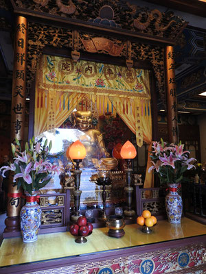 im Tempel-Inneren
