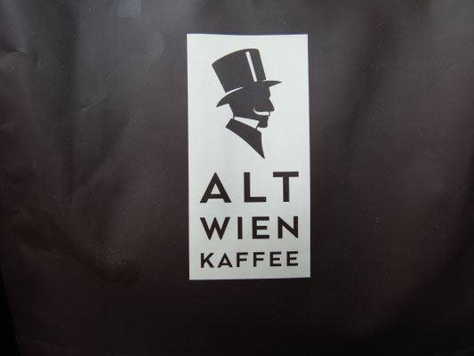 Kaffee gibt es auch auf dem Wiener Naschmarkt