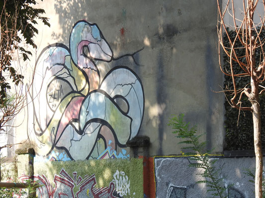 Graffiti in den Strassen von Milano