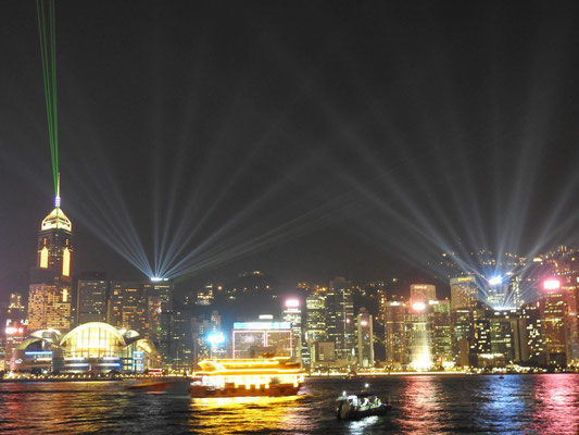uuund - HongKongs tägliche Light/Lasershow