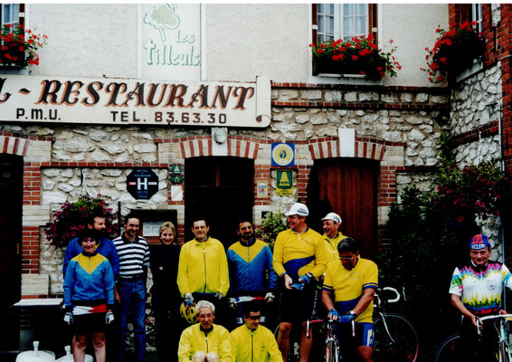 départ de Meug sur Beuvron avec les propriétaires de l'hotel
