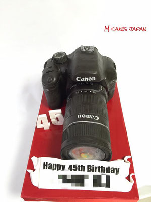 特大カメラ型ケーキ M Cakes エムケーキ