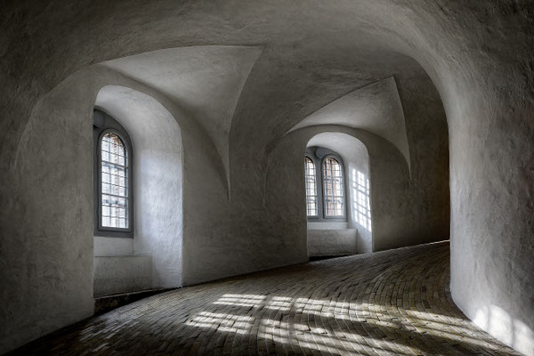 HJ Dittmer Schattenturm