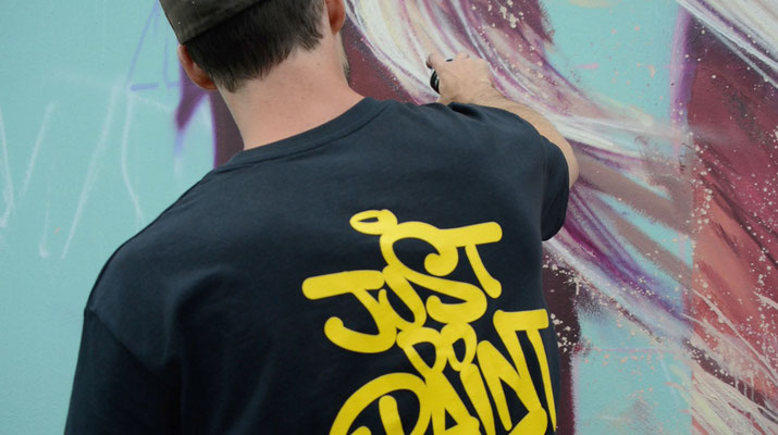 <alt="festival justdopaint graff street art painting mural art wall art french painting artist urban art aerosol art inspiration"