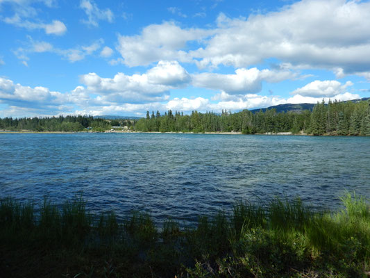 Unser Zuhause für die Nächsten Wochen - Yukon river