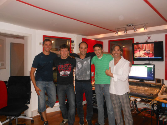 Im Magic Mango Music Studio, mit Christian Georg und Stephan Ebn.