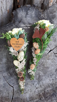 trauerfeier beerdigung bukett trauerbukett blumenbukett gesteck friedhof grab friolzheim bestattung wimsheim enzkreis trauerfloristik blumengesteck blumenstiel wachsrosenzepter