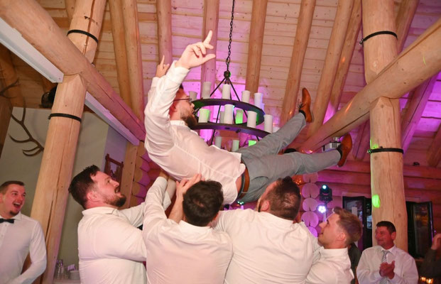 Partystimmung im Weberhaus Melle - Hochzeitsfotograf Melle