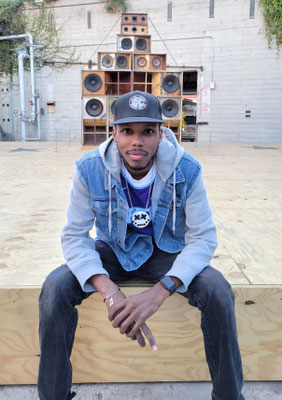 Producer & DJ Tony H portrait