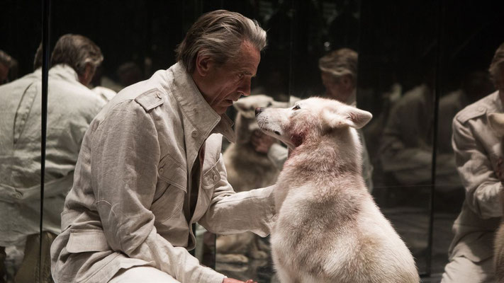 High-Rise de Ben Wheatley - 2015 / Science-Fiction