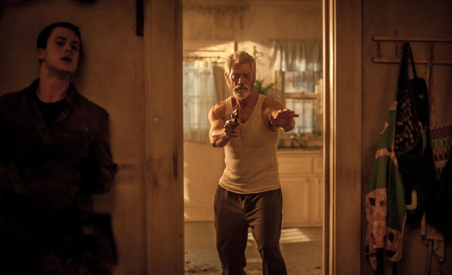 In The Dark de Fede Alvarez - 2016 / Horreur