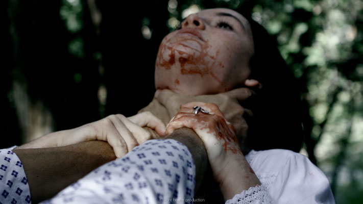 Hostile de Nathan Ambrosioni - 2014 / Horreur