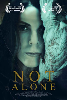 Not Alone (2021/de Lydelle Jackson & Cezil Reed) 