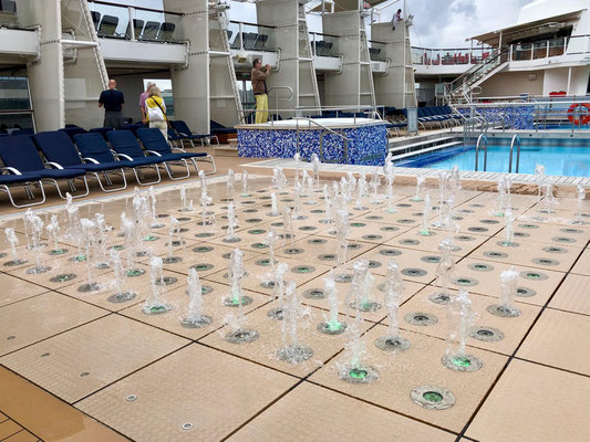 Celebrity Eclipse © Tiegel-Reisen