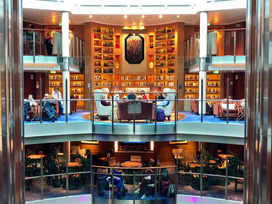 Celebrity Eclipse © Tiegel-Reisen