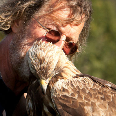 RossFoto Dana Krimmling Pferdefotografie Fotografien vom Wanderreiten Theo Blaickner Steinadler Beizjagd Falkner