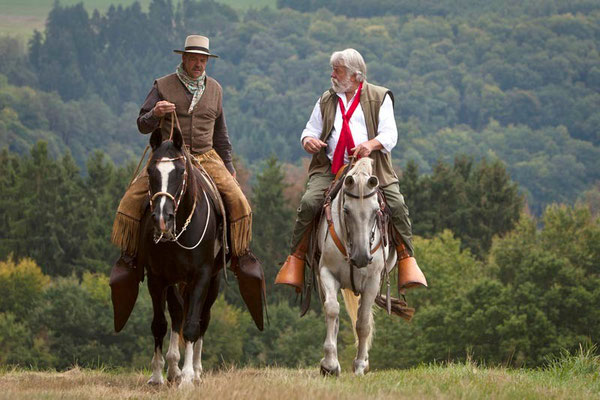 RossFoto Pferdefotografie Fotografien vom Wanderreiten Westernreiten Freiberger Pferde Quarter Horses