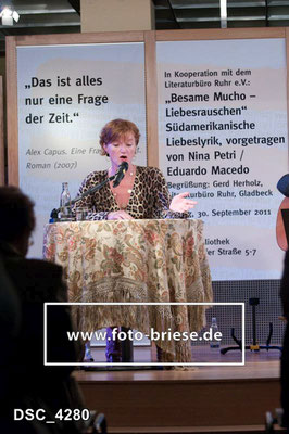 Nina Petri Foto: Jörg Briese
