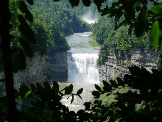 Letchworth State Park - New York State by Ralf Mayer