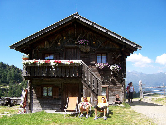 Auf der Alm da gibt's koa Sünd - Südtirol by Ralf Mayer