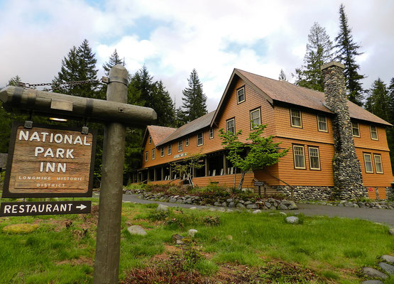 National Park Inn Hotel - Mount Rainier N.P. - Washington State by Ralf Mayer