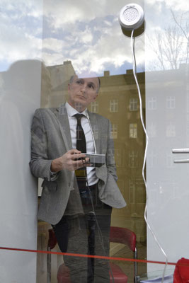 Akutsprechstunde: Matthias Moravek In Betrieb am 5. März 2021 / Moderation: Stefano Gualdi