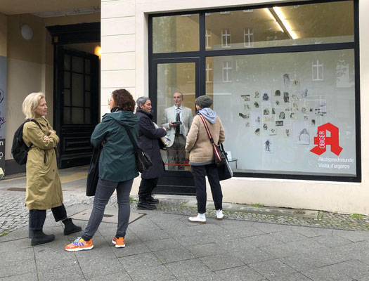 Akutsprechstunde: Laura Bruce In action on May 28, 2021. Moderation: Stefano Gualdi
