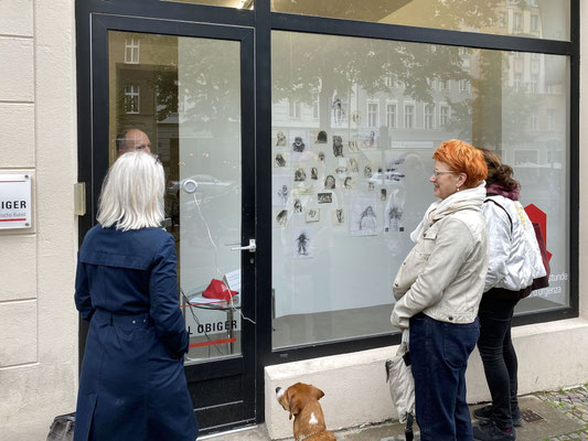 Akutsprechstunde: Laura Bruce In action on May 28, 2021. Moderation: Stefano Gualdi