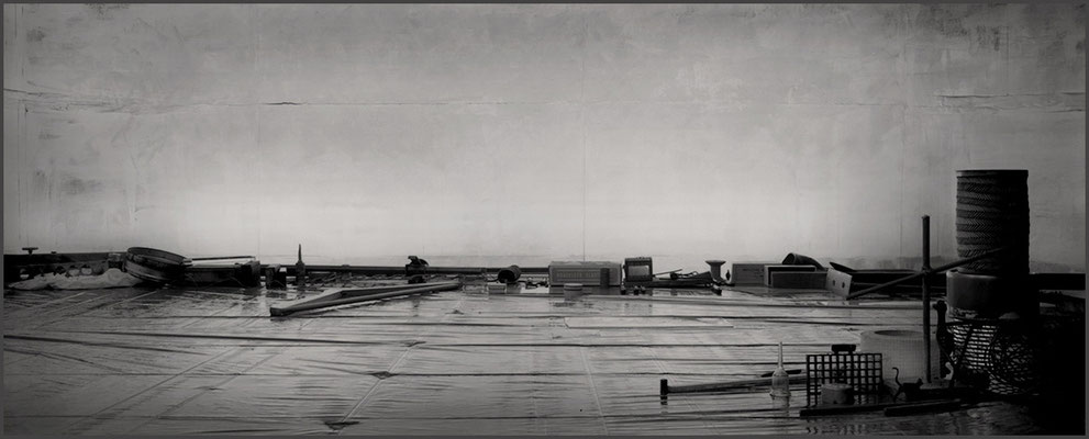 Rangement (Filtre Gas Oil et Cintre bois) 100X54cm, 2009