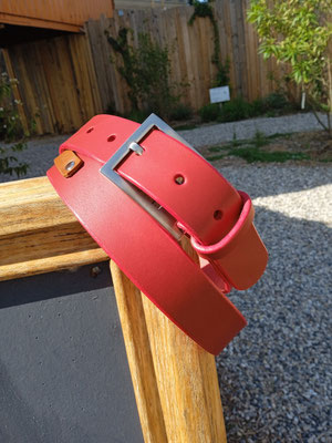 Ceinture de collet rouge